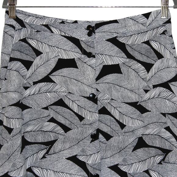KOTON Midi Skirt Black and White Leaf Size Medium - Picture 2 of 3